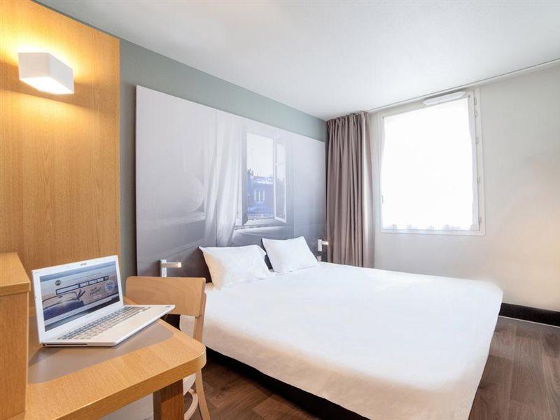 B&B Hotel Villeneuve Loubet Plage Eksteriør bilde