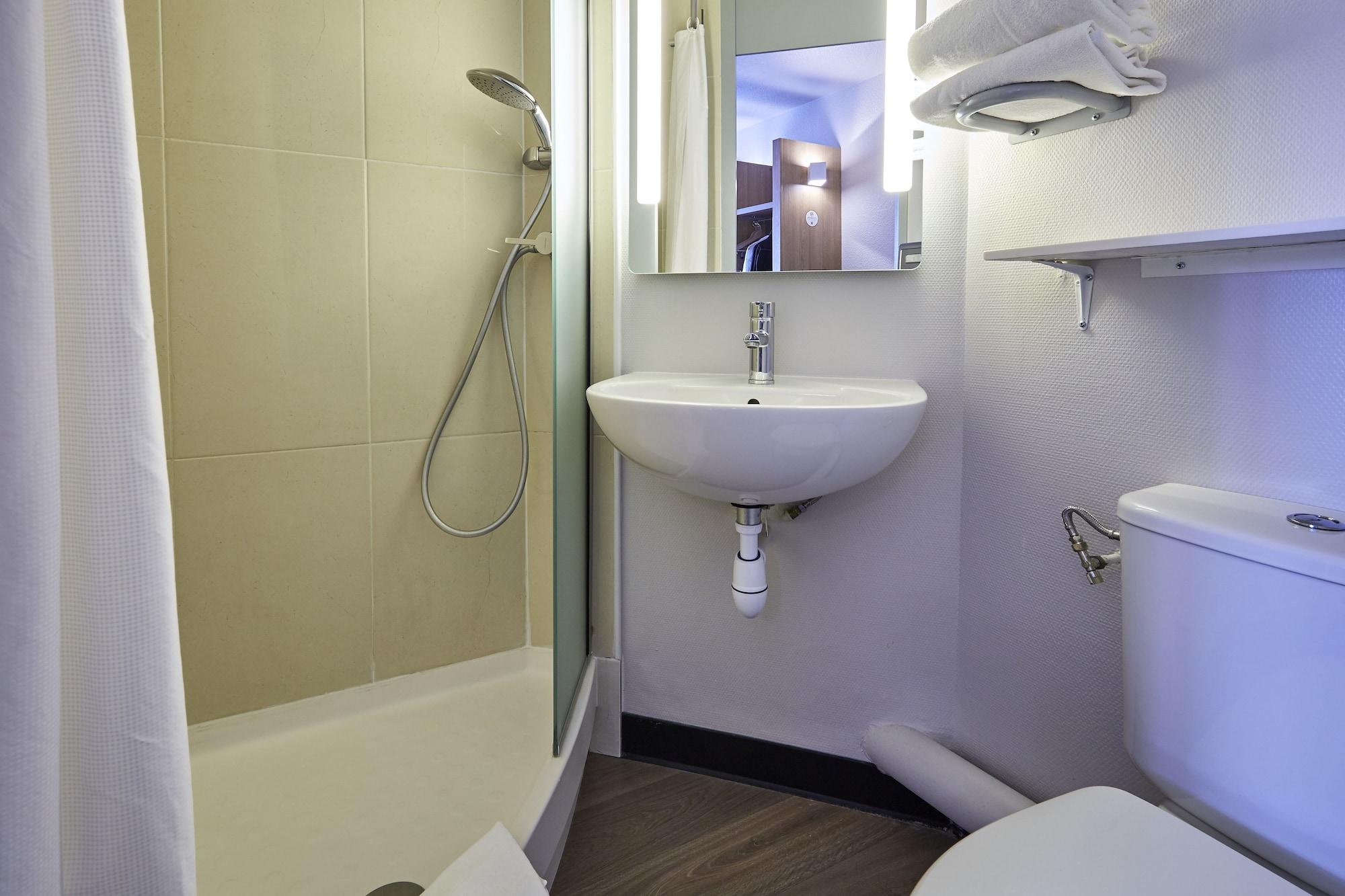 B&B Hotel Villeneuve Loubet Plage Eksteriør bilde