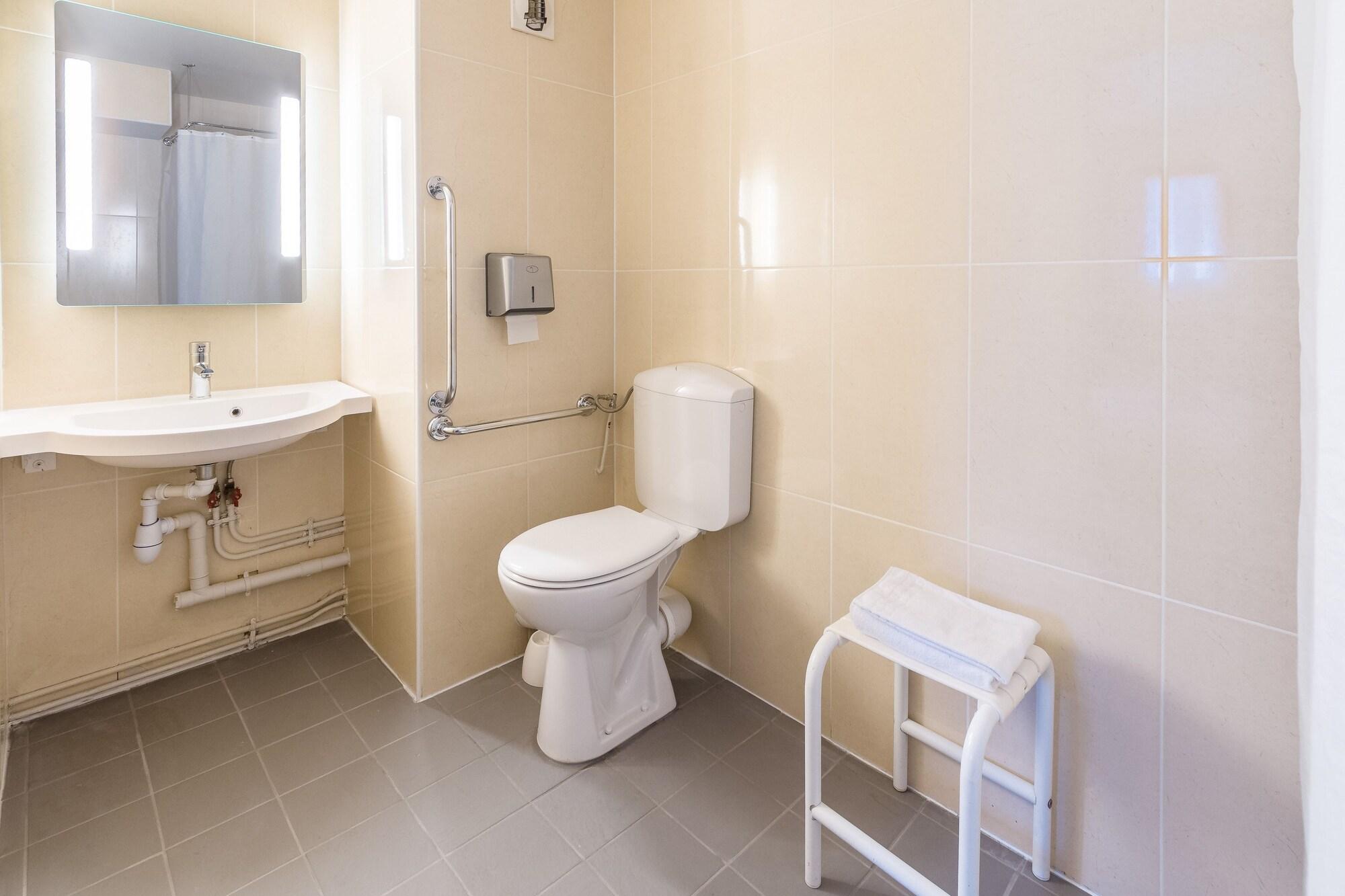 B&B Hotel Villeneuve Loubet Plage Eksteriør bilde
