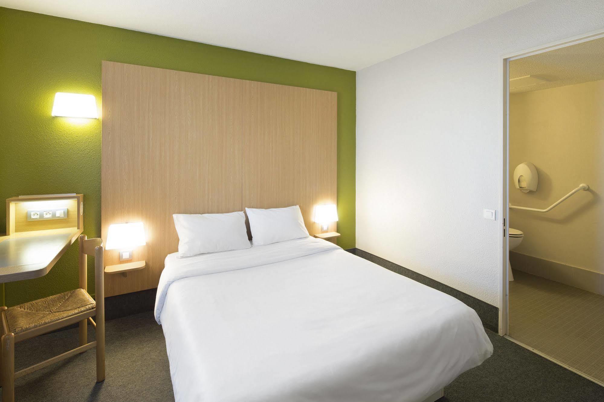 B&B Hotel Villeneuve Loubet Plage Eksteriør bilde