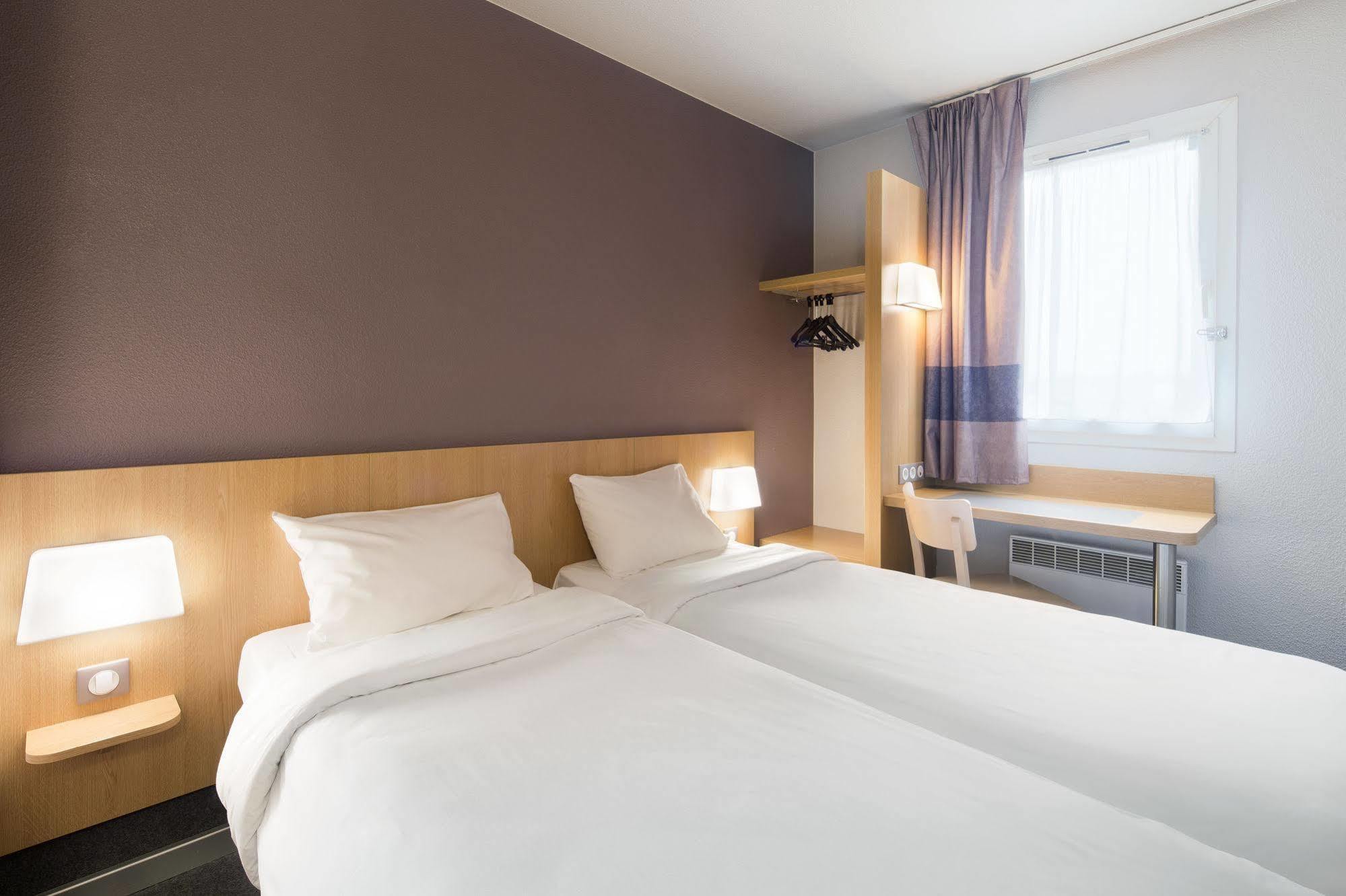 B&B Hotel Villeneuve Loubet Plage Eksteriør bilde